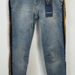 Jeans mit Seiteneinsatz